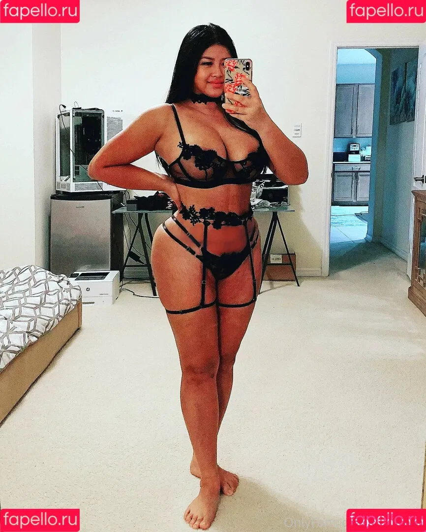 wildasianflower Onlyfans Photo Gallery 
