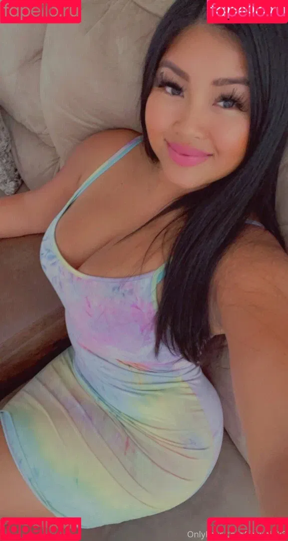 wildasianflower Onlyfans Photo Gallery 