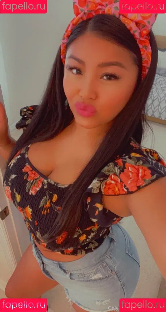 wildasianflower Onlyfans Photo Gallery 