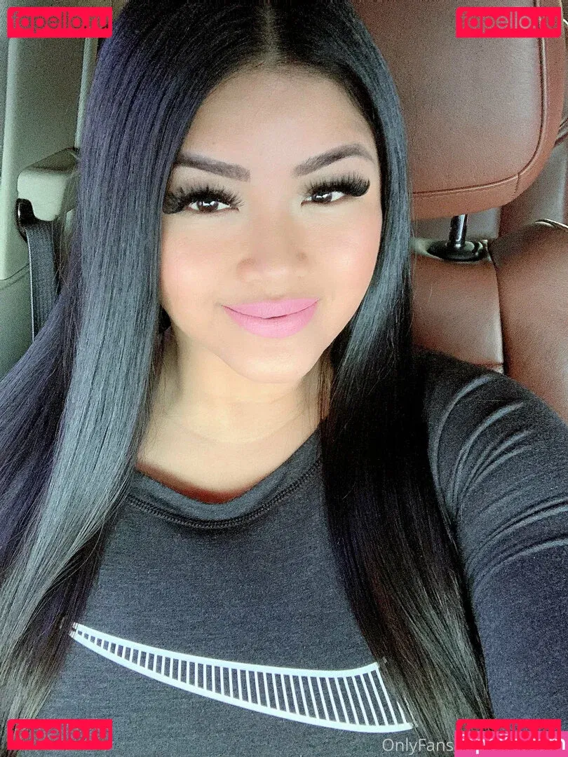 wildasianflower Onlyfans Photo Gallery 