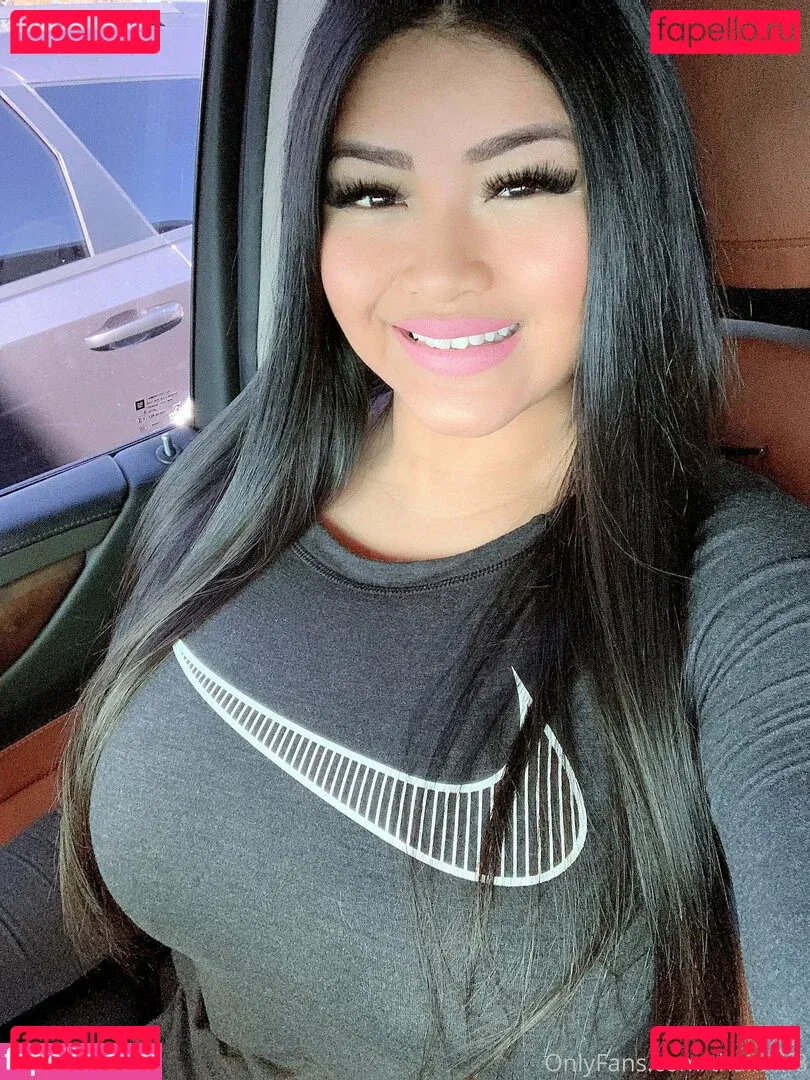 wildasianflower Onlyfans Photo Gallery 