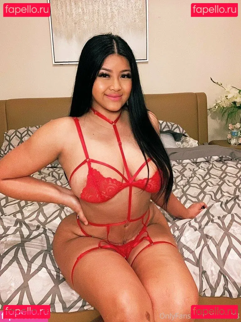 wildasianflower Onlyfans Photo Gallery 