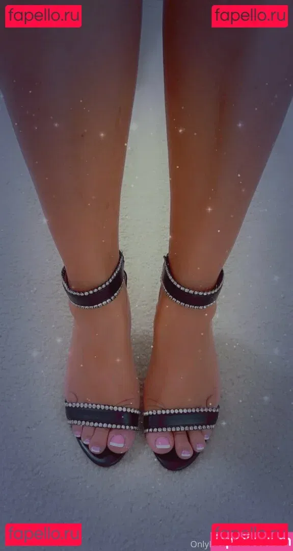 wildasianflower Onlyfans Photo Gallery 