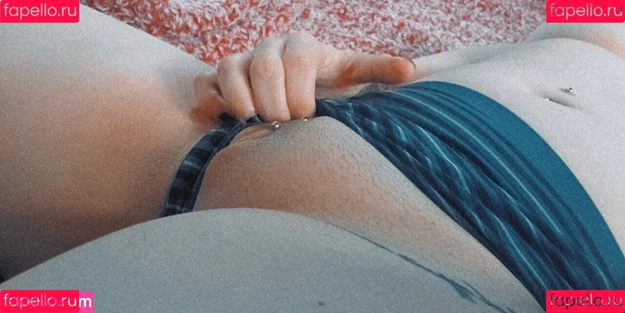 violet.bb Onlyfans Photo Gallery 