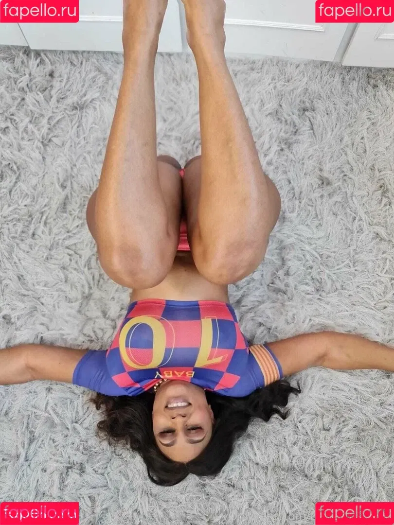 bigasstrishavip Onlyfans Photo Gallery 