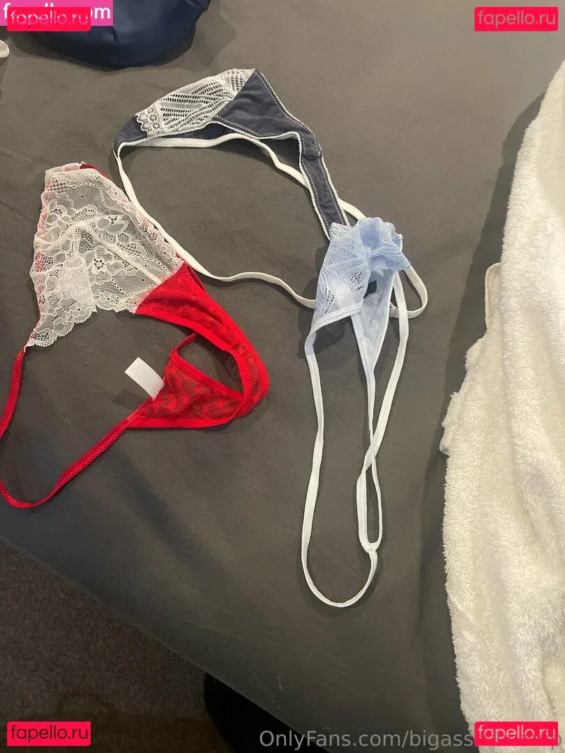 bigasstrishavip Onlyfans Photo Gallery 