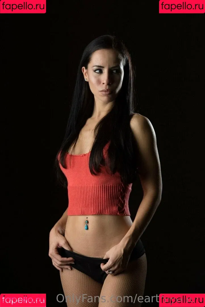 earthlyalien Onlyfans Photo Gallery 