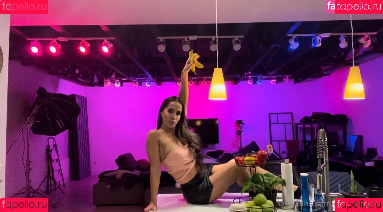 earthlyalien Onlyfans Photo Gallery 