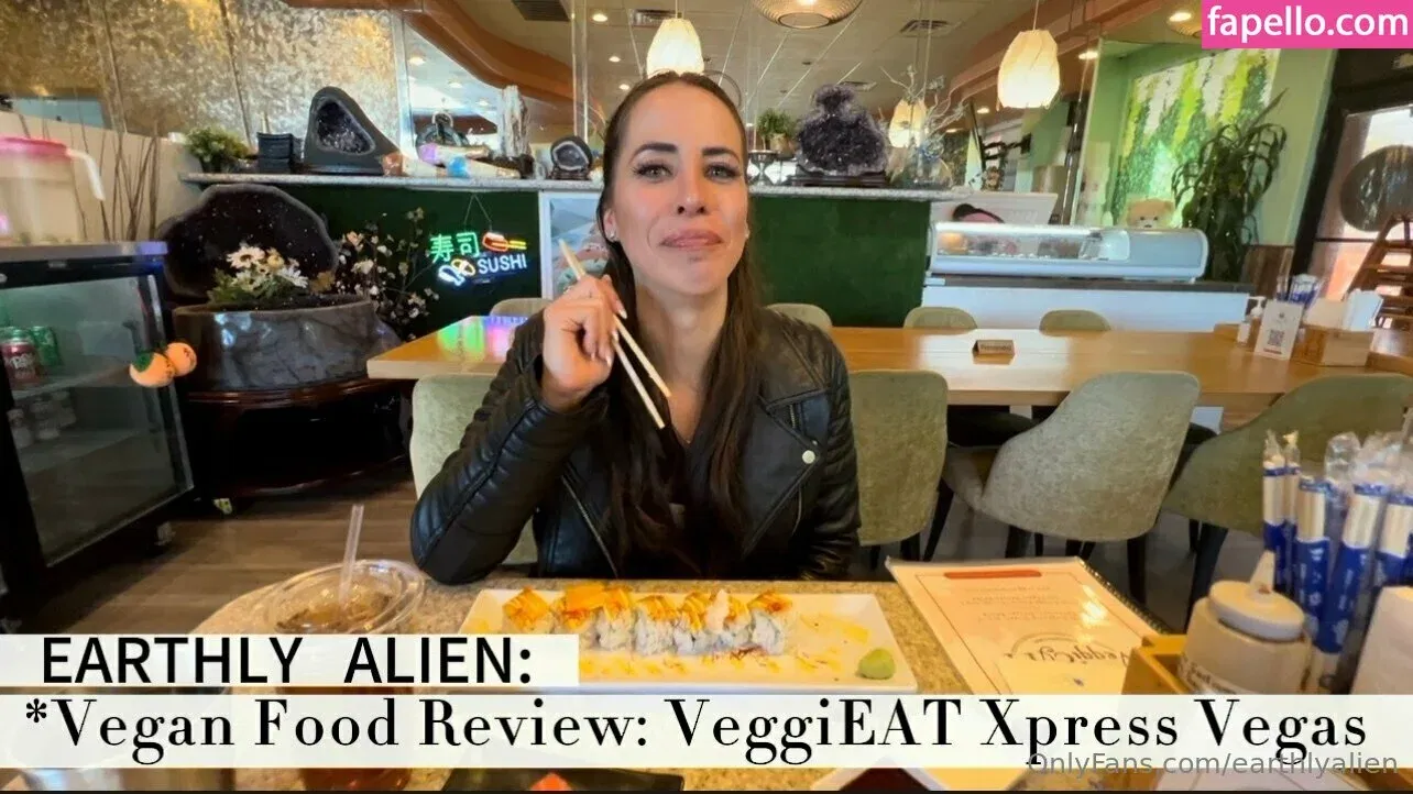 earthlyalien Onlyfans Photo Gallery 