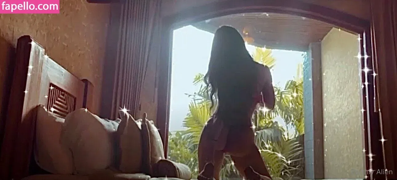 earthlyalien Onlyfans Photo Gallery 