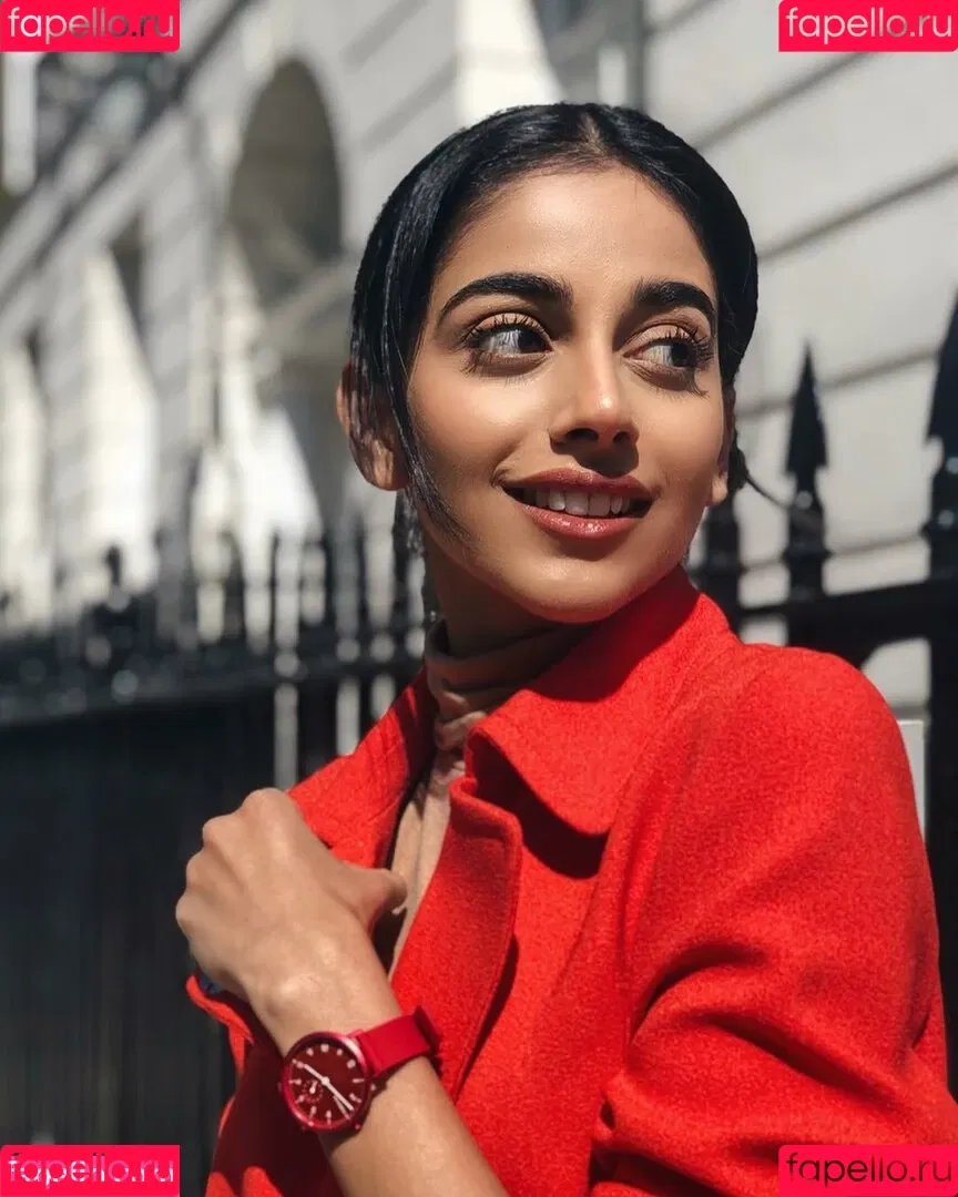 Banita Sandhu Onlyfans Photo Gallery 