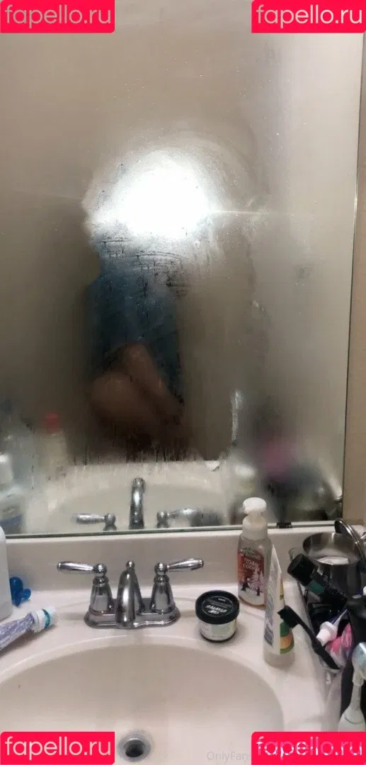 Kimberlyvuongg Onlyfans Photo Gallery 