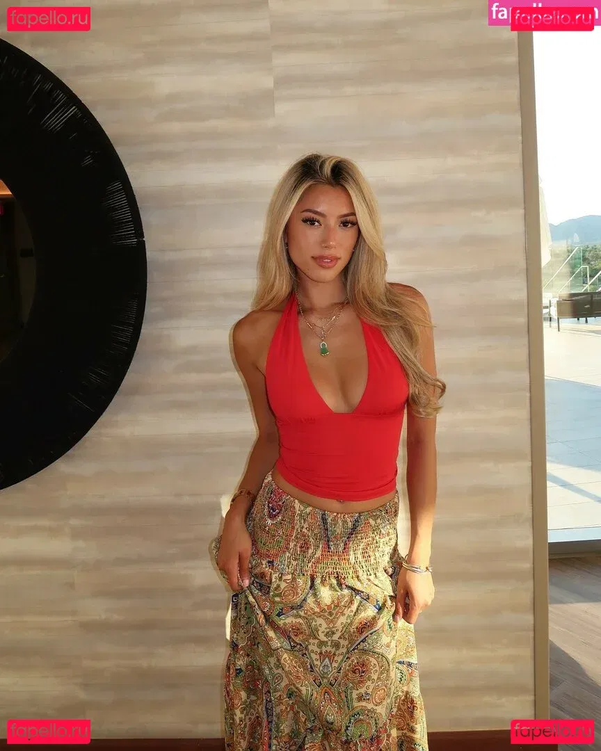 Kimberlyvuongg Onlyfans Photo Gallery 