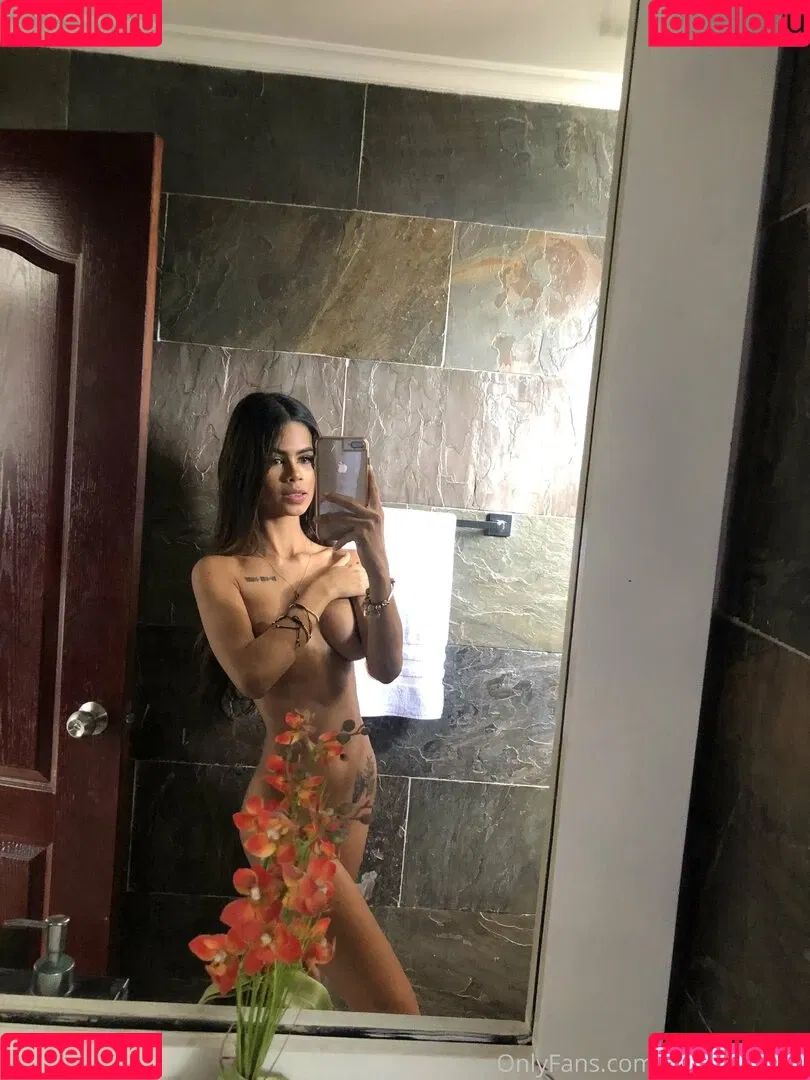 estefaa Onlyfans Photo Gallery 