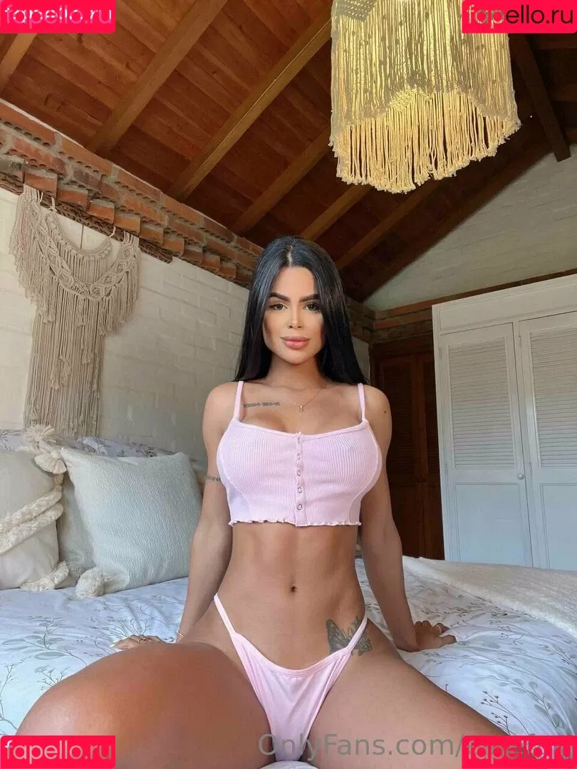 estefaa Onlyfans Photo Gallery 