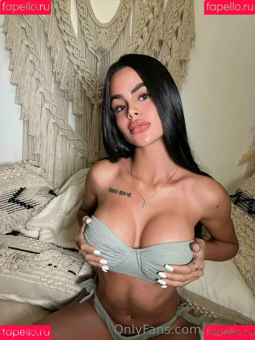 estefaa Onlyfans Photo Gallery 