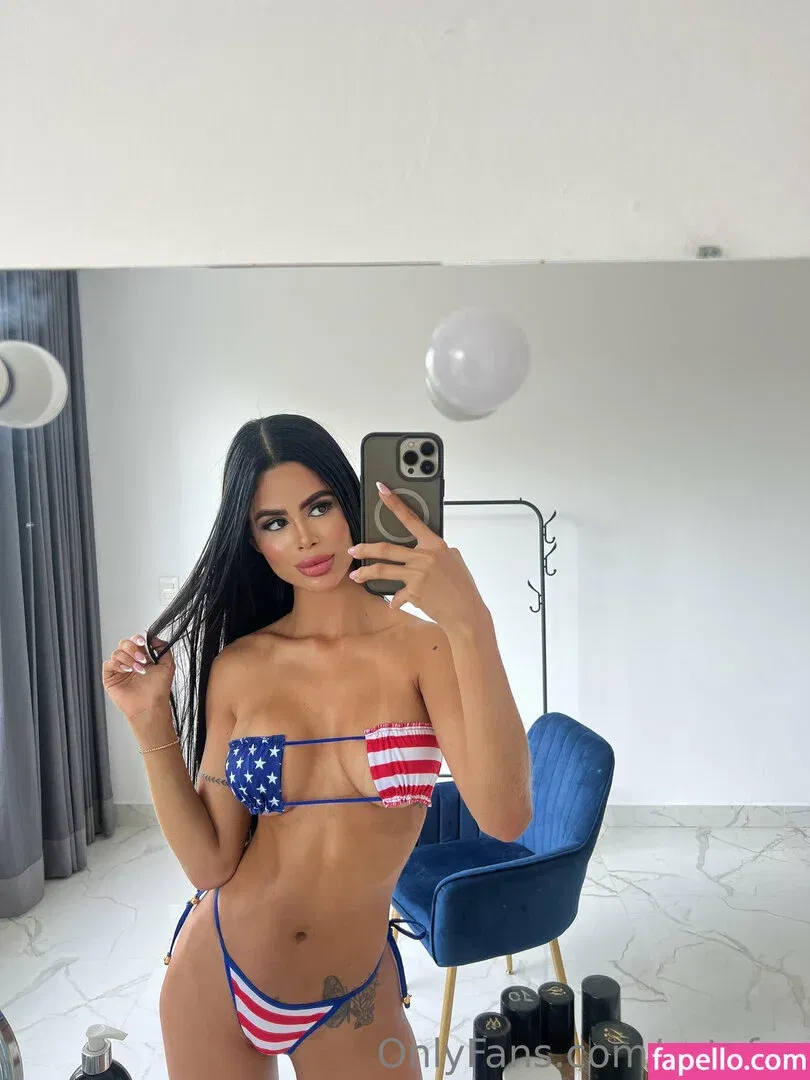 estefaa Onlyfans Photo Gallery 