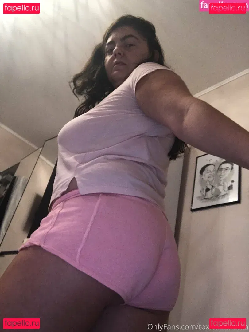 toxicannabella Onlyfans Photo Gallery 