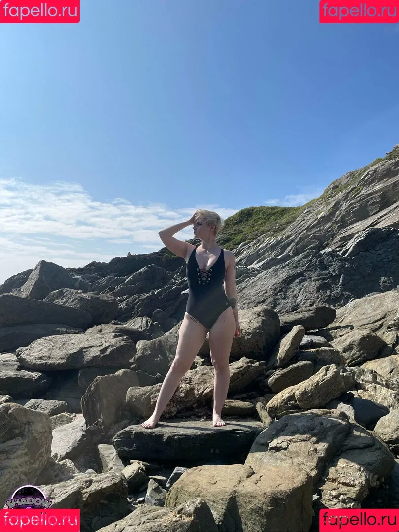 egirlshadowx Onlyfans Photo Gallery 