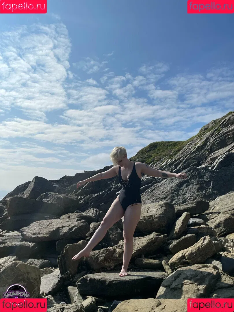 egirlshadowx Onlyfans Photo Gallery 