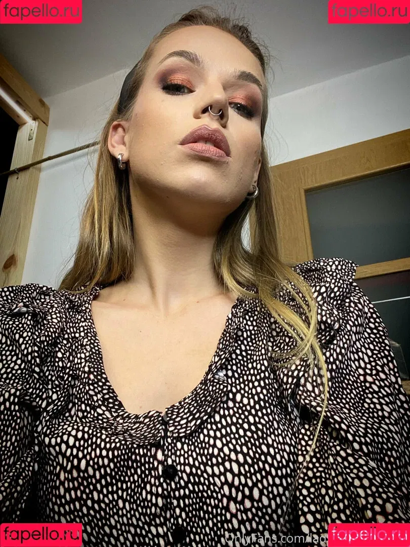 Lady Annabelle Onlyfans Photo Gallery 