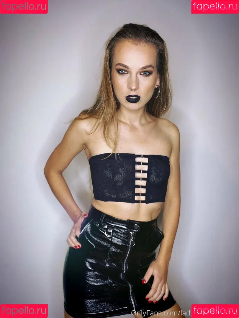 Lady Annabelle Onlyfans Photo Gallery 