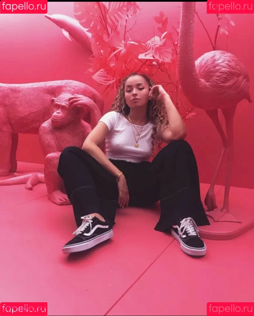 Ella Eyre Onlyfans Photo Gallery 