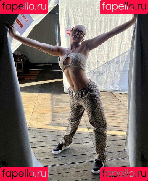 Ella Eyre Onlyfans Photo Gallery 