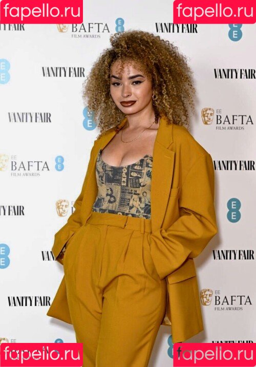 Ella Eyre Onlyfans Photo Gallery 