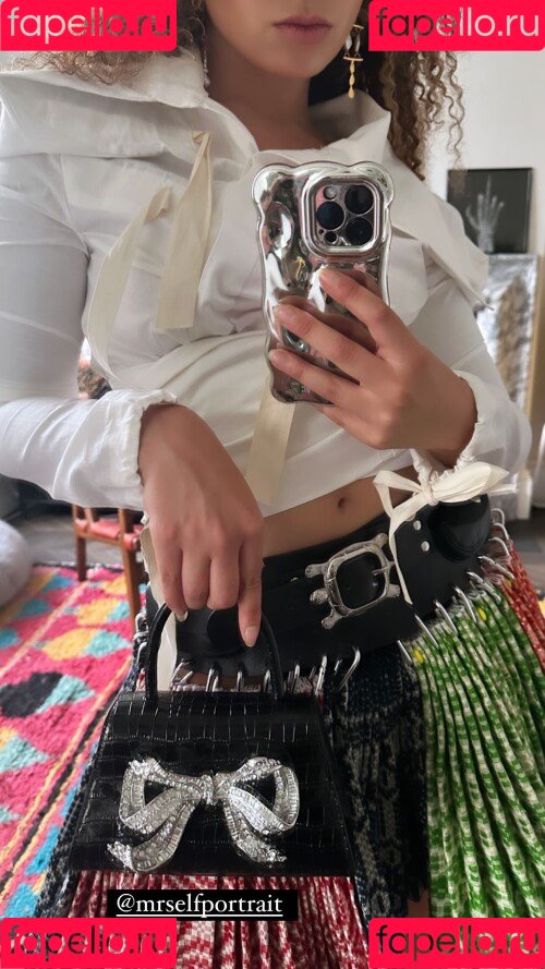 Ella Eyre Onlyfans Photo Gallery 