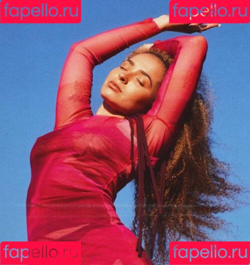 Ella Eyre Onlyfans Photo Gallery 