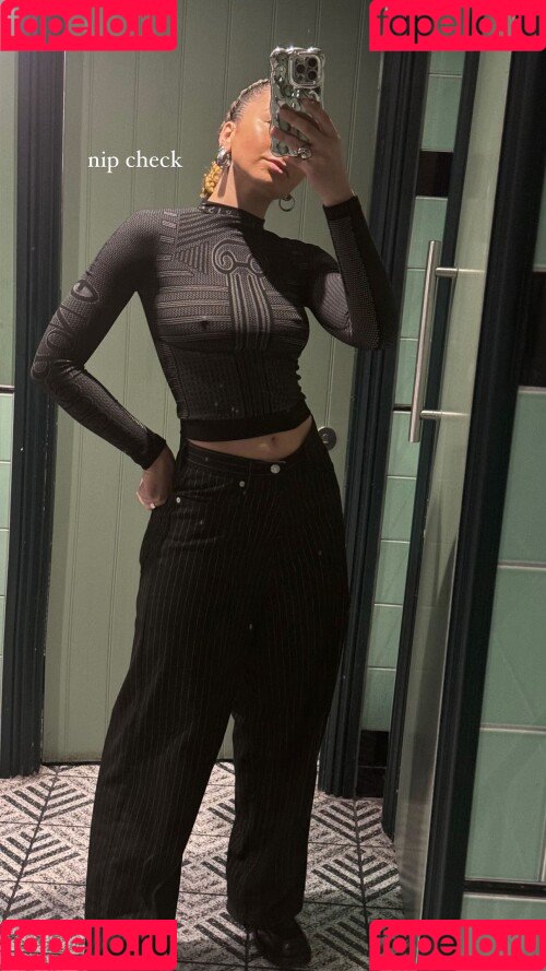 Ella Eyre Onlyfans Photo Gallery 