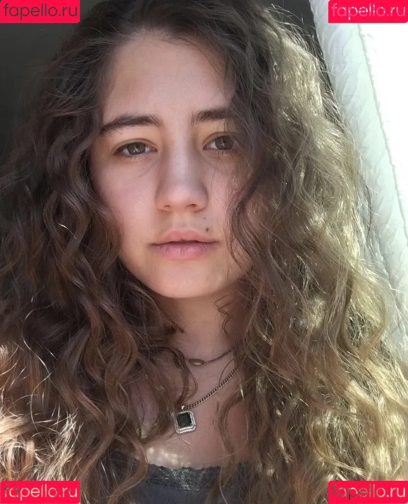 Lia Marie Johnson Onlyfans Photo Gallery 