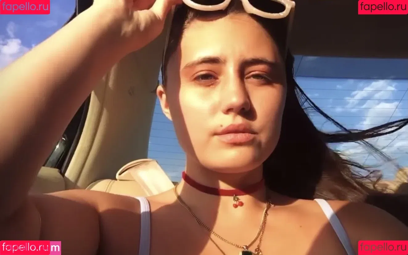 Lia Marie Johnson Onlyfans Photo Gallery 