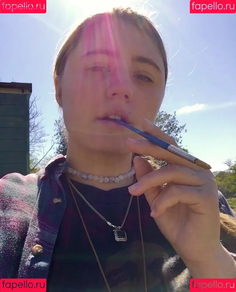 Lia Marie Johnson Onlyfans Photo Gallery 