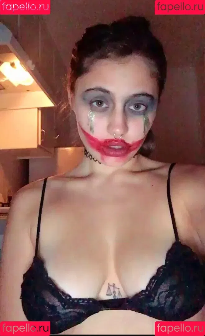 Lia Marie Johnson Onlyfans Photo Gallery 