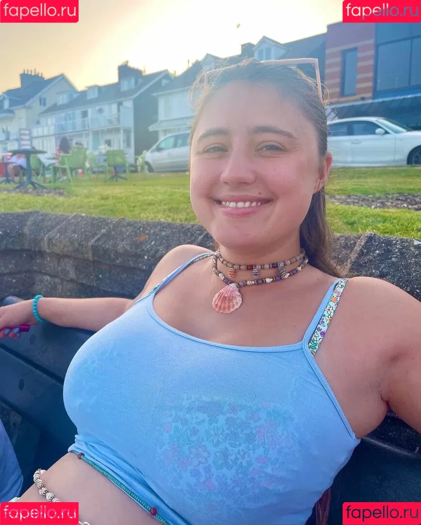 Lia Marie Johnson Onlyfans Photo Gallery 