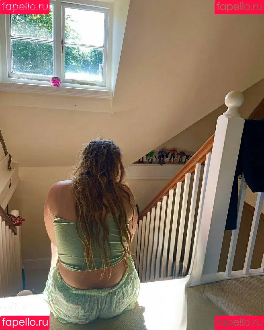 Lia Marie Johnson Onlyfans Photo Gallery 