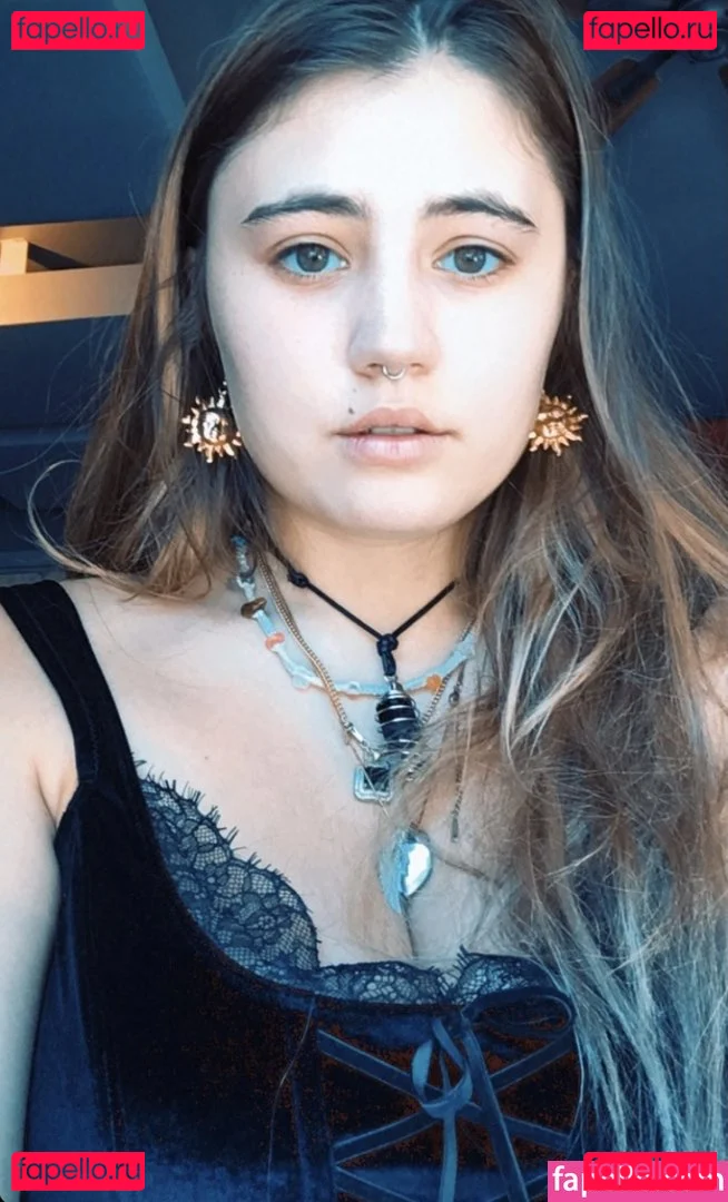 Lia Marie Johnson Onlyfans Photo Gallery 