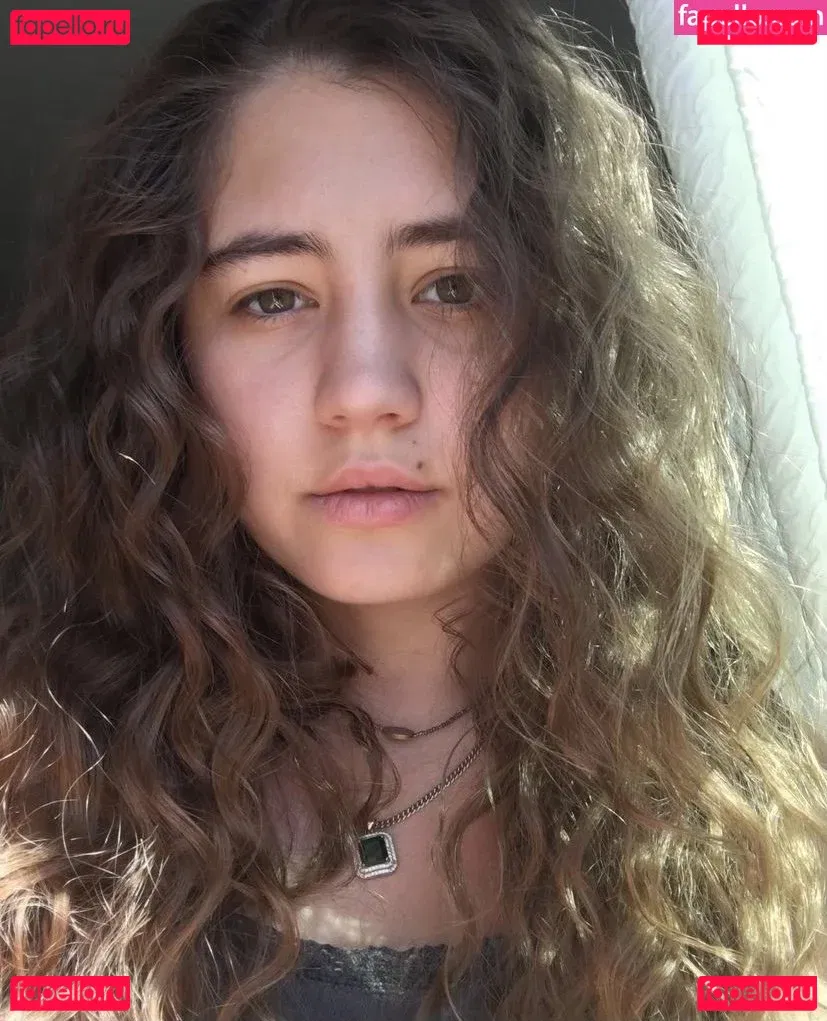 Lia Marie Johnson Onlyfans Photo Gallery 