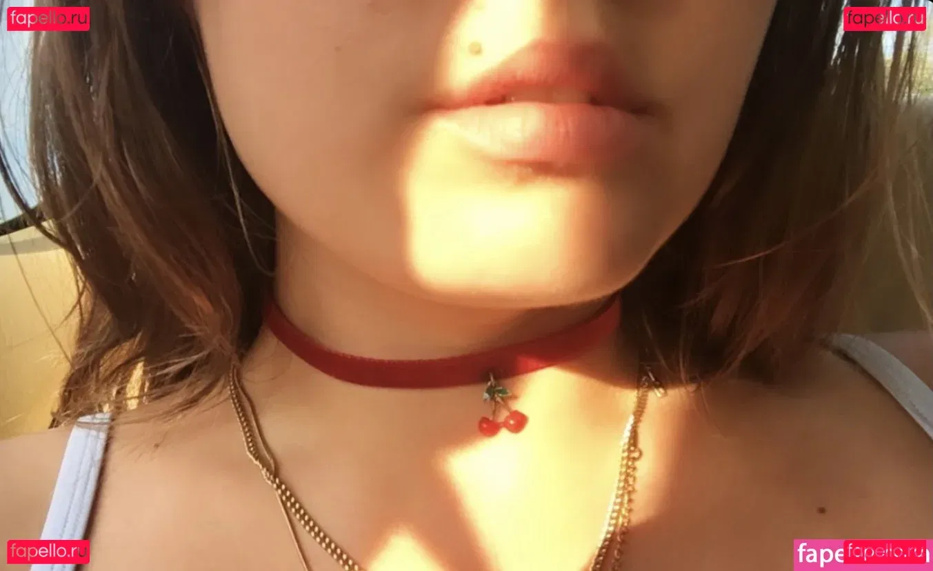 Lia Marie Johnson Onlyfans Photo Gallery 