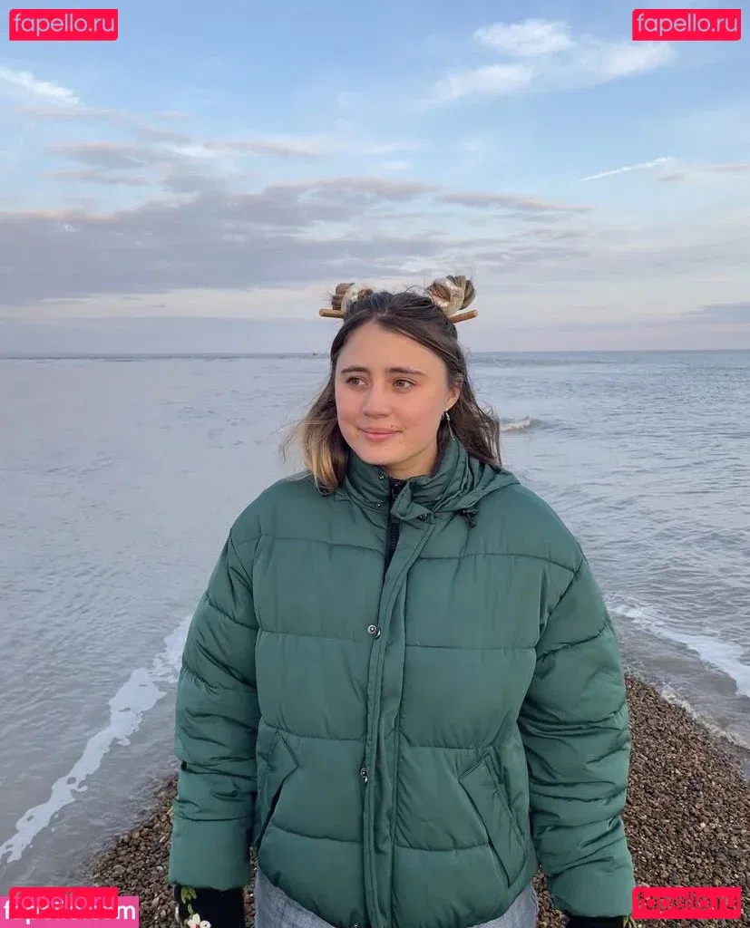 Lia Marie Johnson Onlyfans Photo Gallery 