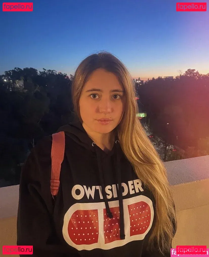 Lia Marie Johnson Onlyfans Photo Gallery 