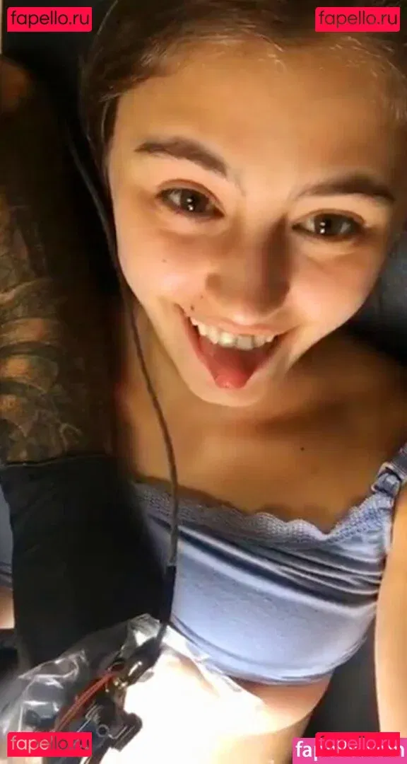 Lia Marie Johnson Onlyfans Photo Gallery 