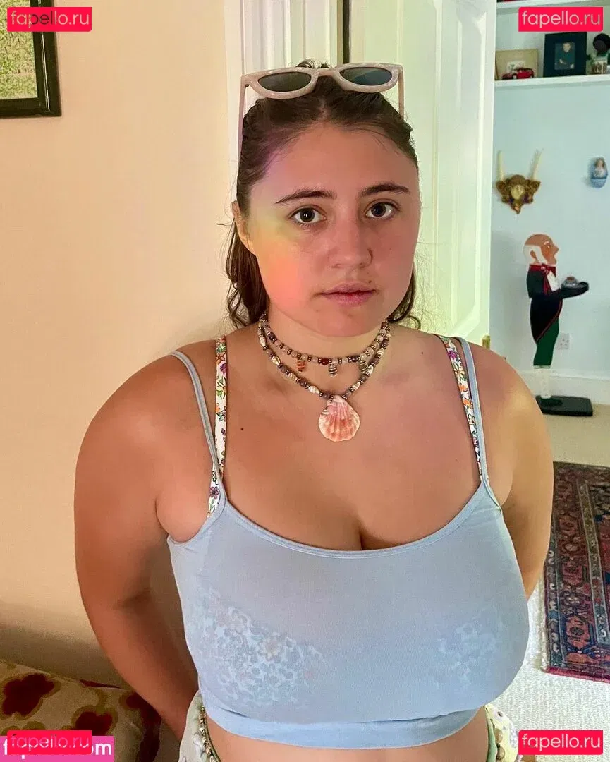 Lia Marie Johnson Onlyfans Photo Gallery 