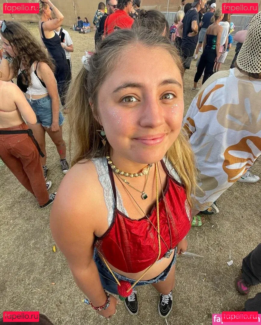 Lia Marie Johnson Onlyfans Photo Gallery 