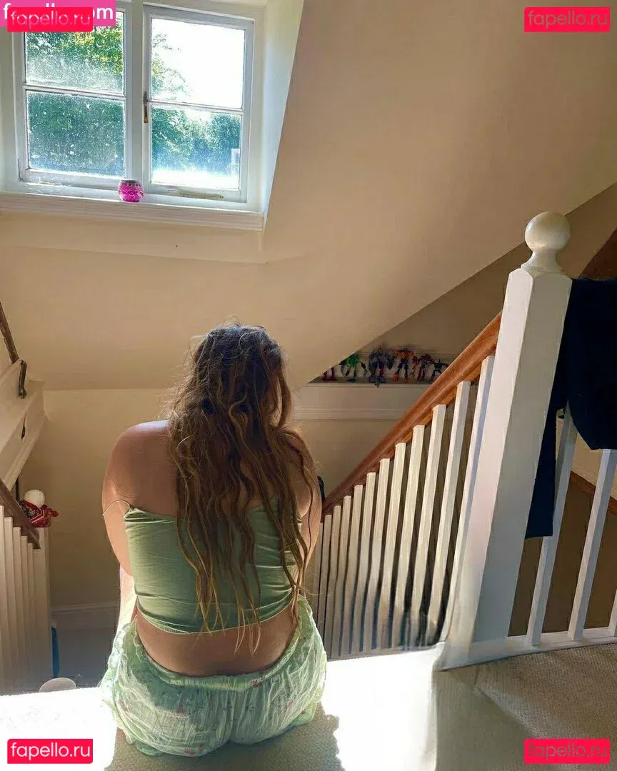 Lia Marie Johnson Onlyfans Photo Gallery 