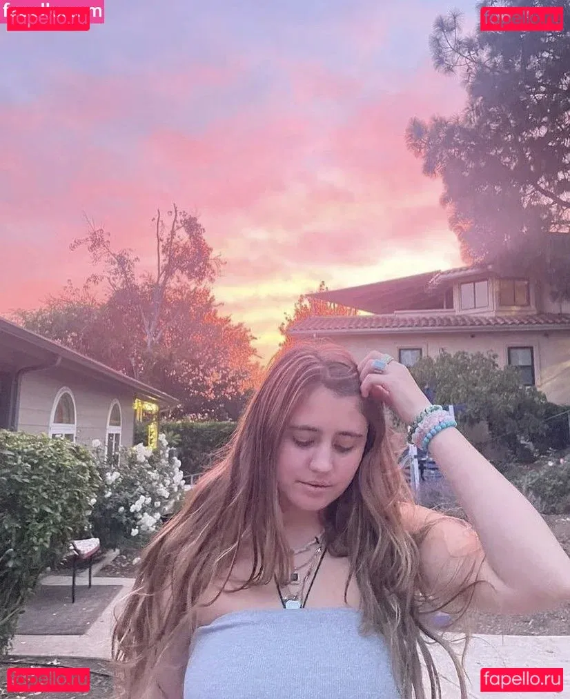 Lia Marie Johnson Onlyfans Photo Gallery 