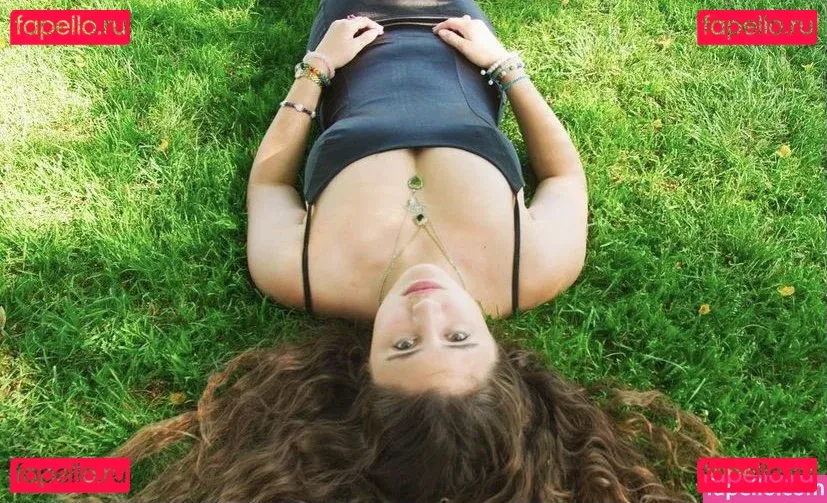 Lia Marie Johnson Onlyfans Photo Gallery 