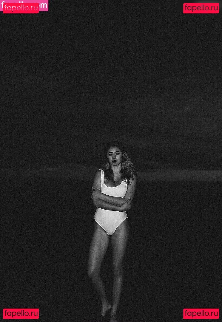 Lia Marie Johnson Onlyfans Photo Gallery 